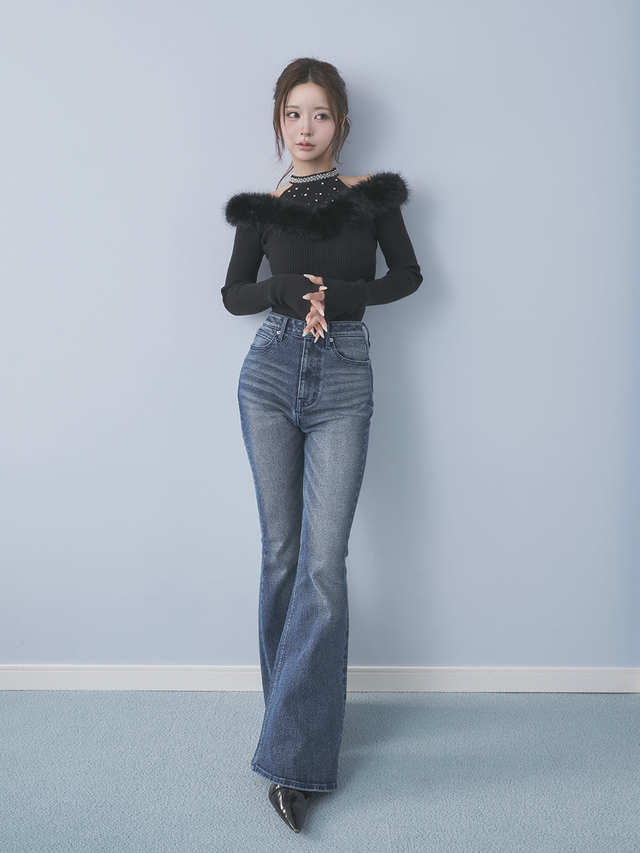 モデル：158cm（着用サイズ：XS　着用カラー：BLU）
