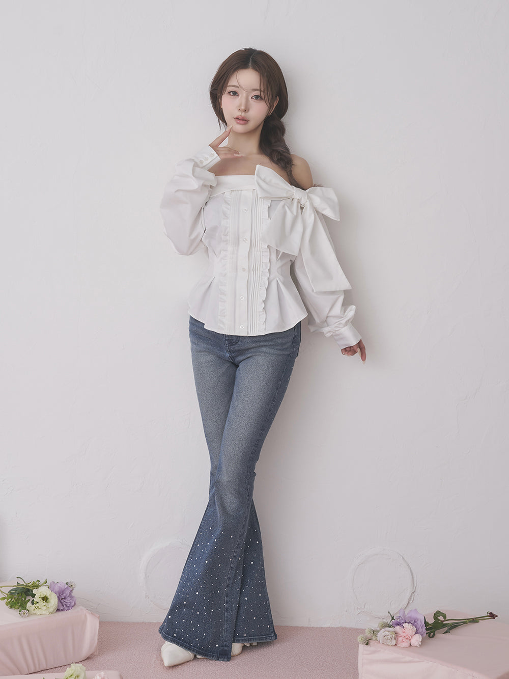 モデル：158cm（着用サイズ：XS　着用カラー：BLU）