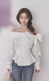 モデル：158cm（着用サイズ：FREE　着用カラー：WHT）