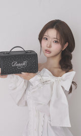 【novelty】ロゴビジューマルチレザーポーチ