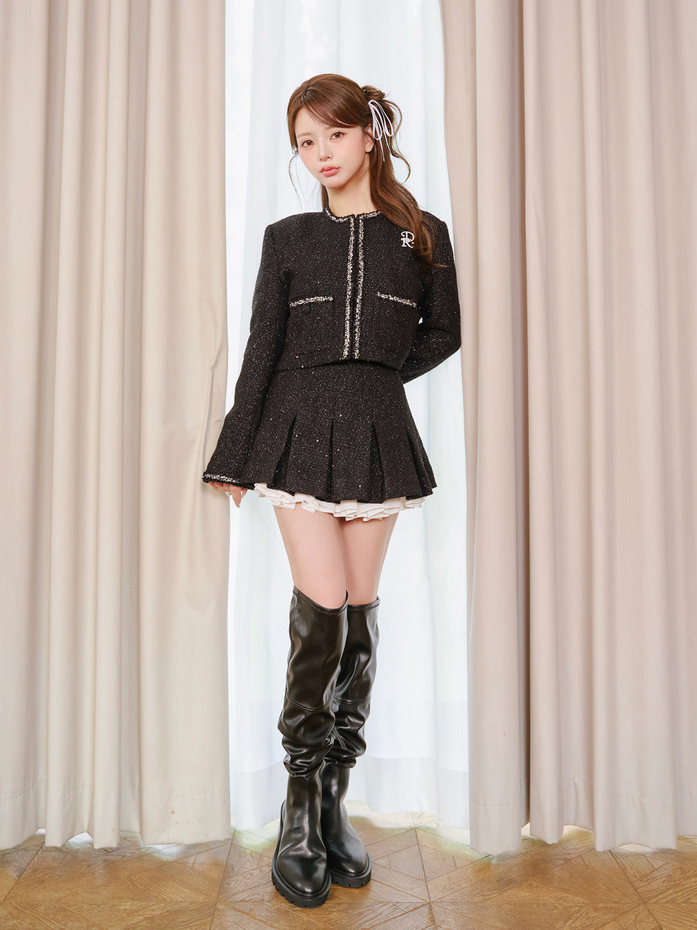 モデル：158cm（着用サイズ：FREE　着用カラー：BLK）