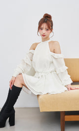 モデル：158cm（着用サイズ：FREE　着用カラー：WHT）