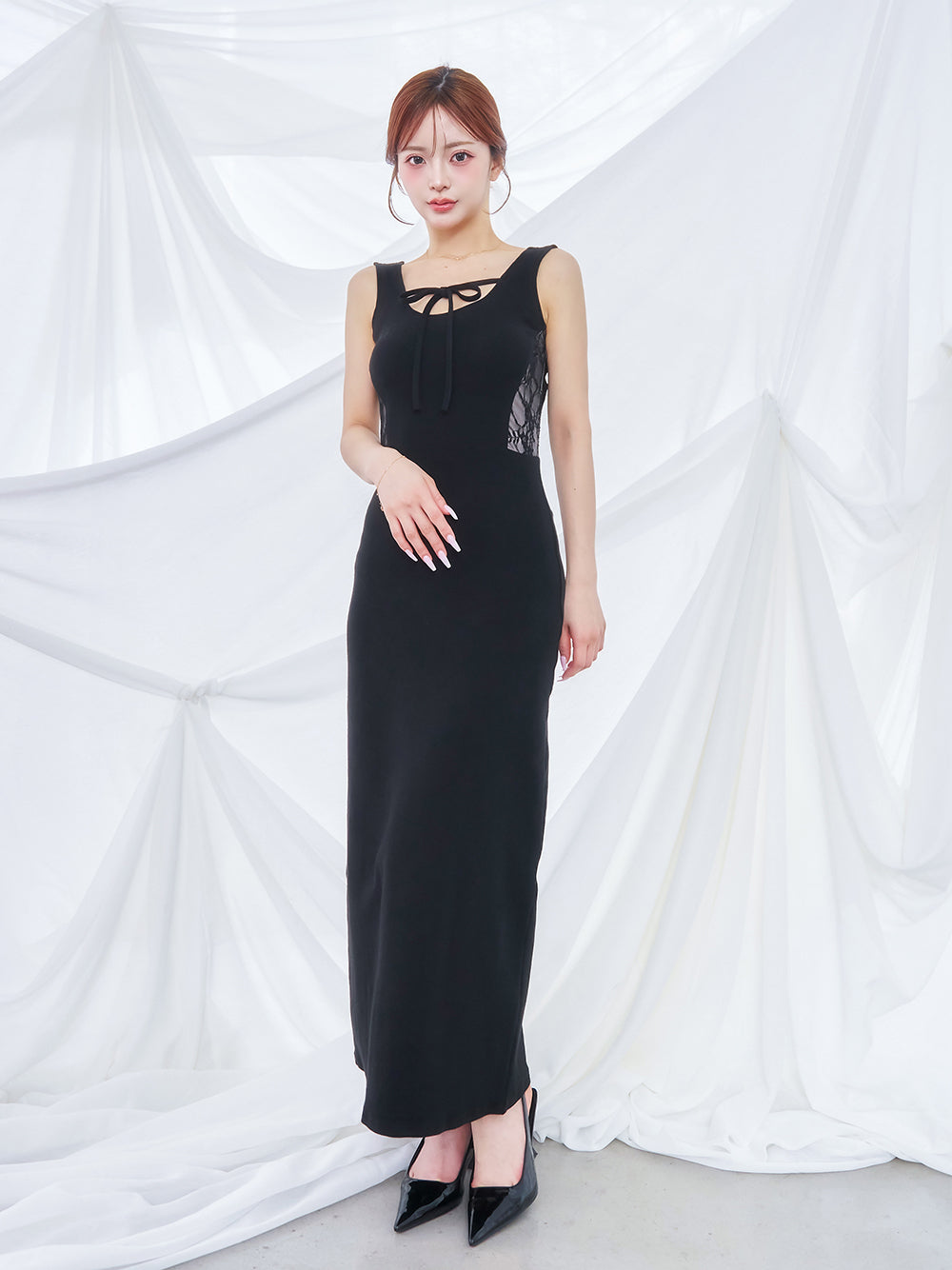 モデル：158cm（着用サイズ：FREE　着用カラー：BLK）