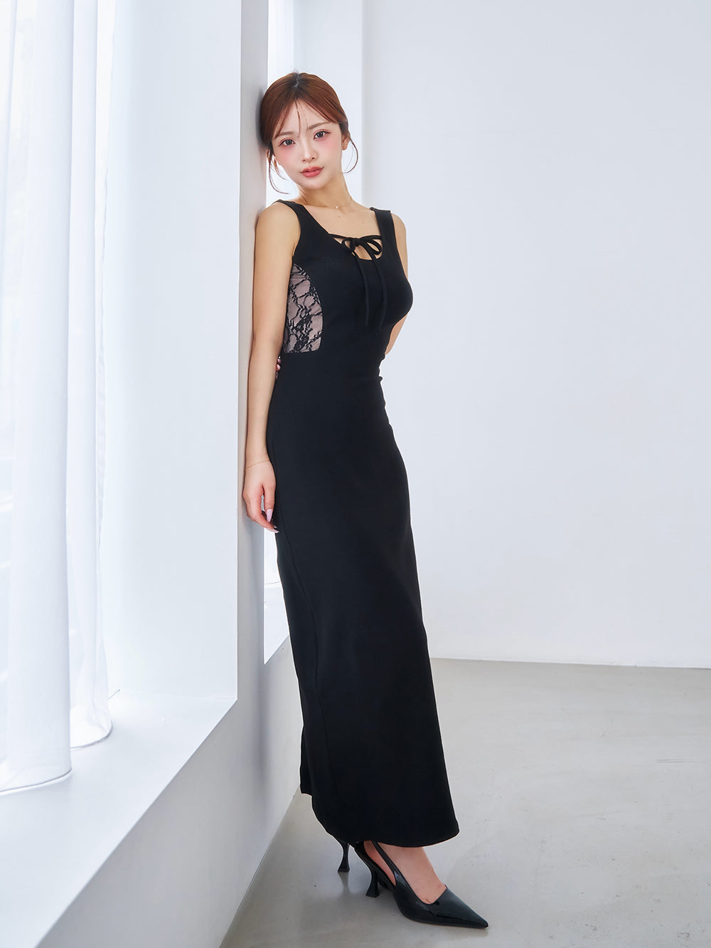 モデル：158cm（着用サイズ：FREE　着用カラー：BLK）