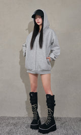 モデル：158cm（着用サイズ：FREE　着用カラー：GRY）