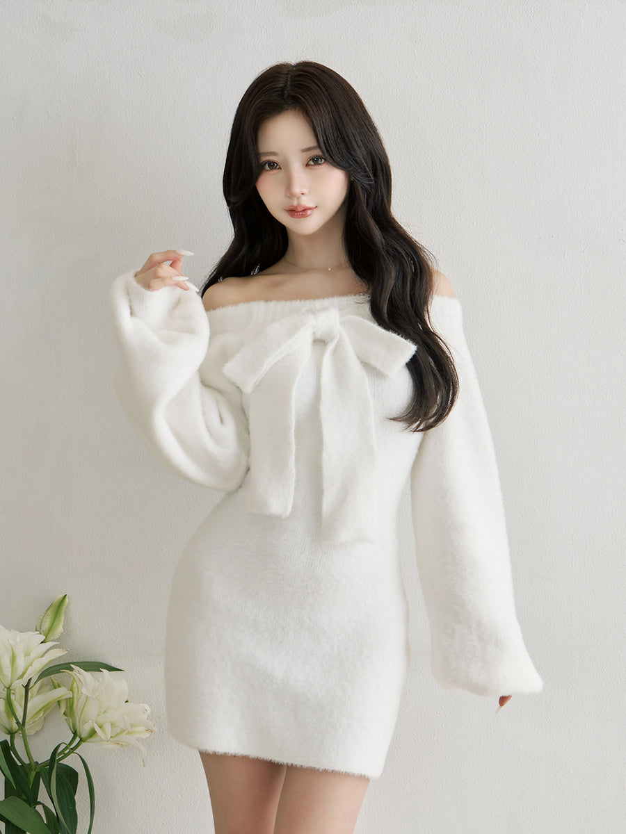 モデル：158cm（着用サイズ：FREE　着用カラー：WHT）