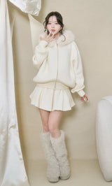 モデル：158cm（着用サイズ：FREE　着用カラー：IVO）