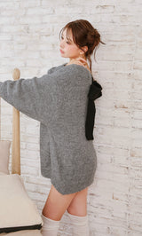 モデル：158cm（着用サイズ：FREE　着用カラー：GRY）