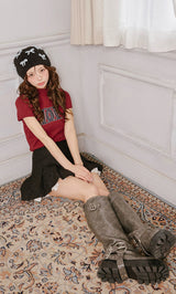 モデル：158cm（着用サイズ：FREE　着用カラー：RED）