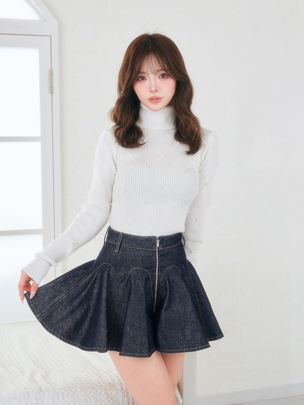 モデル：158cm（着用サイズ：FREE　着用カラー：WHT）