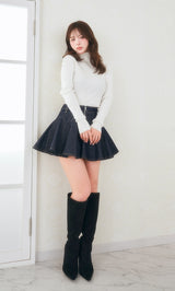 モデル：158cm（着用サイズ：FREE　着用カラー：WHT）