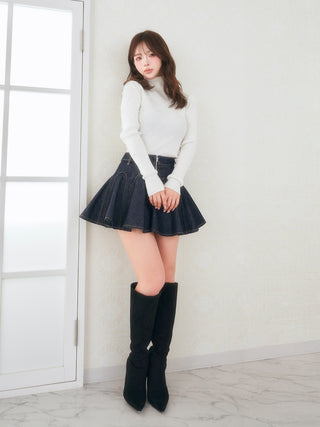 モデル：158cm（着用サイズ：FREE　着用カラー：WHT）