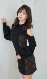 モデル：158cm（着用サイズ：FREE　着用カラー：BLK）