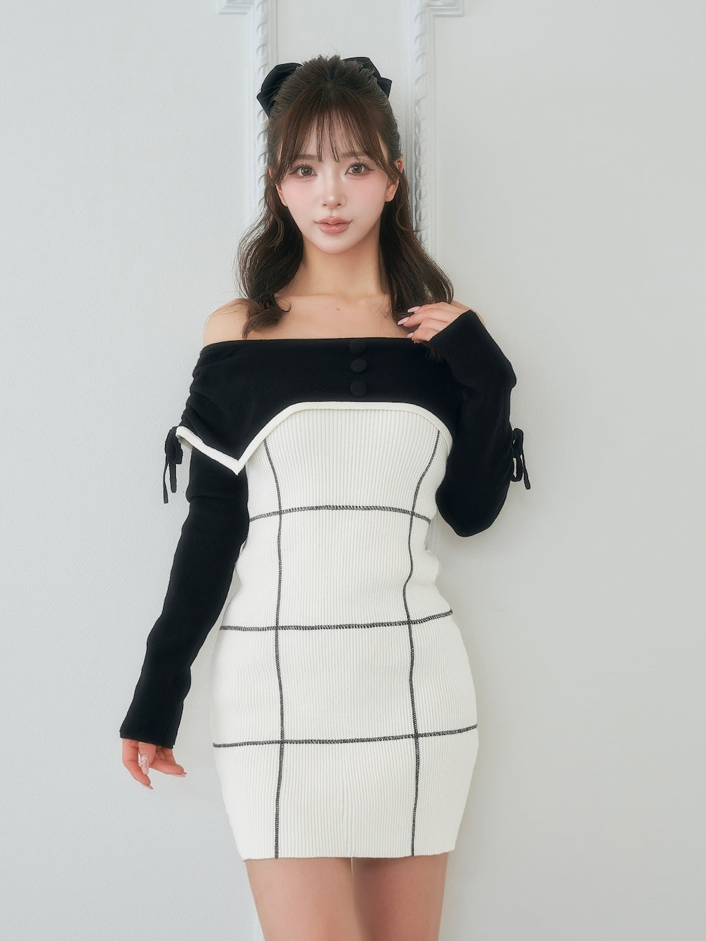 モデル：158cm（着用サイズ：FREE　着用カラー：IVO）