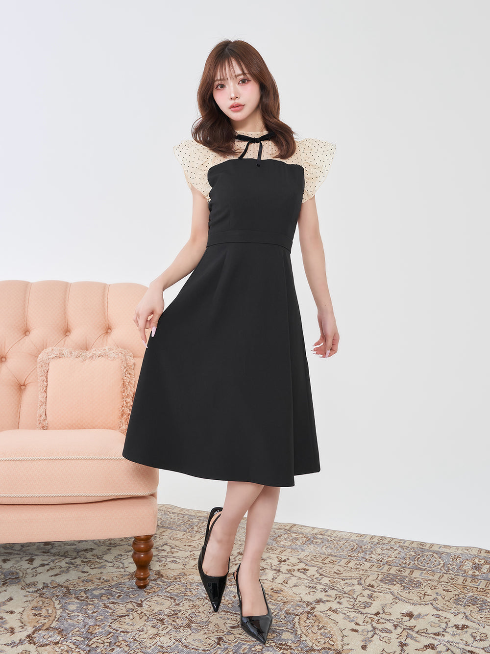 モデル：158cm（着用サイズ：FREE　着用カラー：BLK）