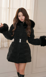 モデル：158cm（着用サイズ：S　着用カラー：BLK）