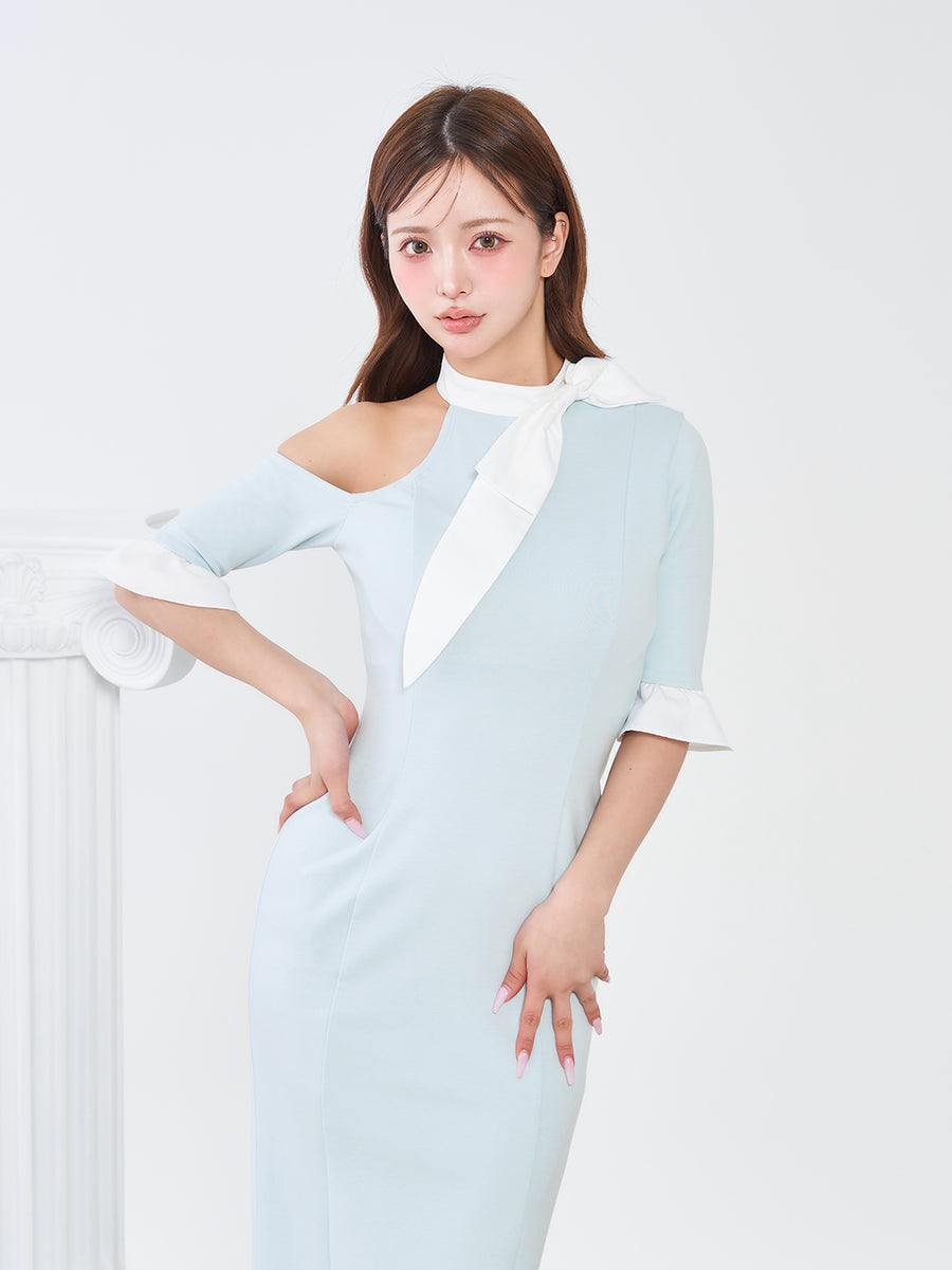 モデル：158cm（着用サイズ：FREE　着用カラー：SAX）