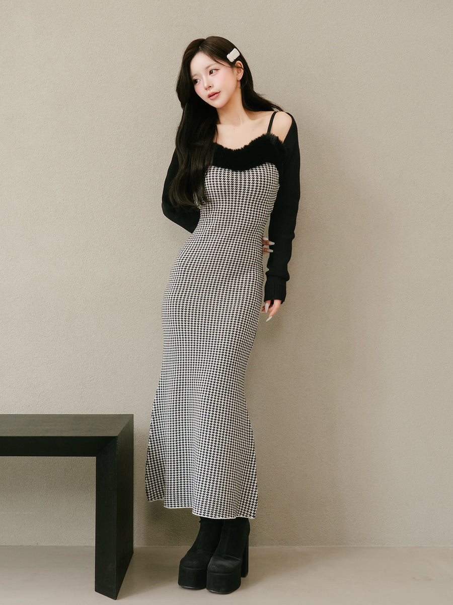 モデル：158cm（着用サイズ：FREE　着用カラー：BLK）