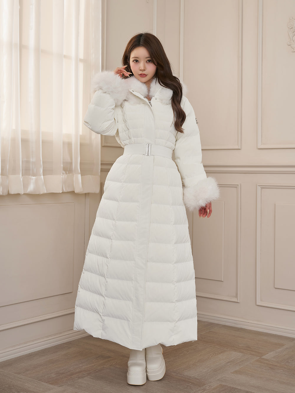 モデル：158cm（着用サイズ：S　着用カラー：WHT）