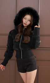 モデル：158cm（着用サイズ：S　着用カラー：BLK）
