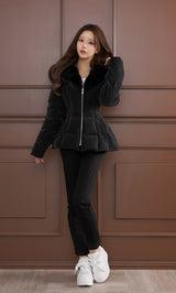 モデル：158cm（着用サイズ：S　着用カラー：BLK）