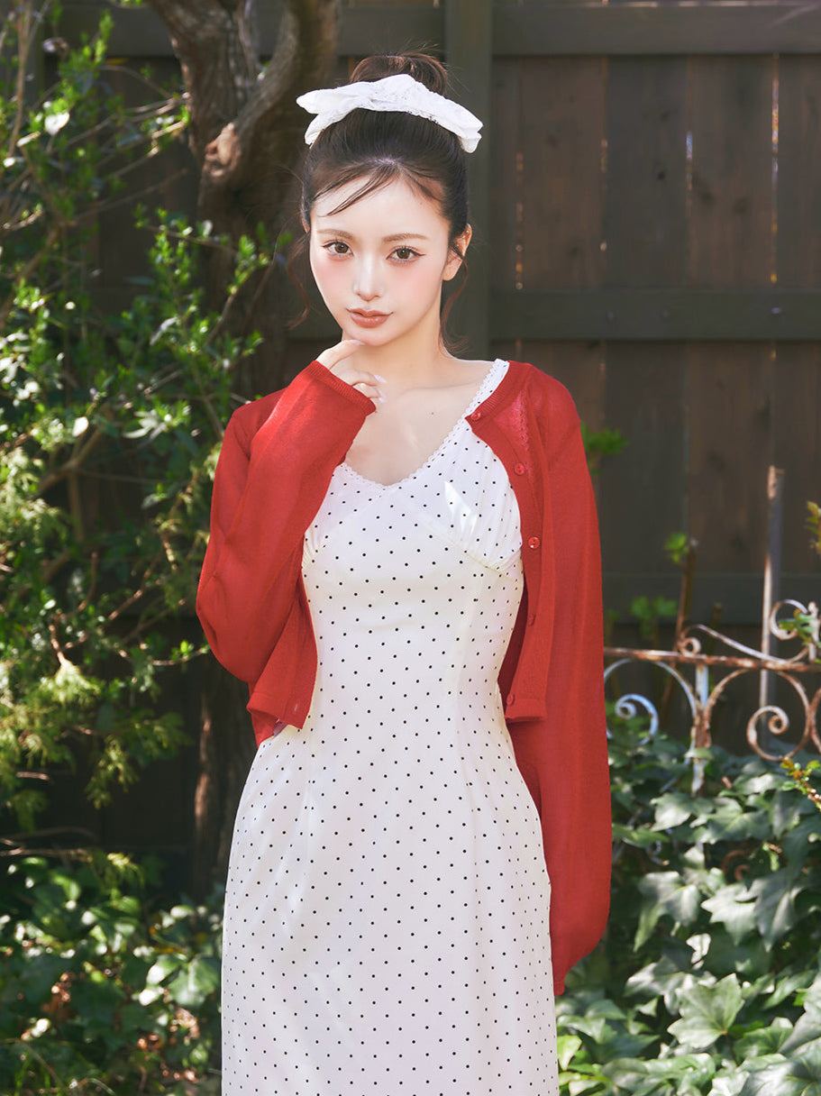モデル：158cm（着用サイズ：FREE　着用カラー：RED）
