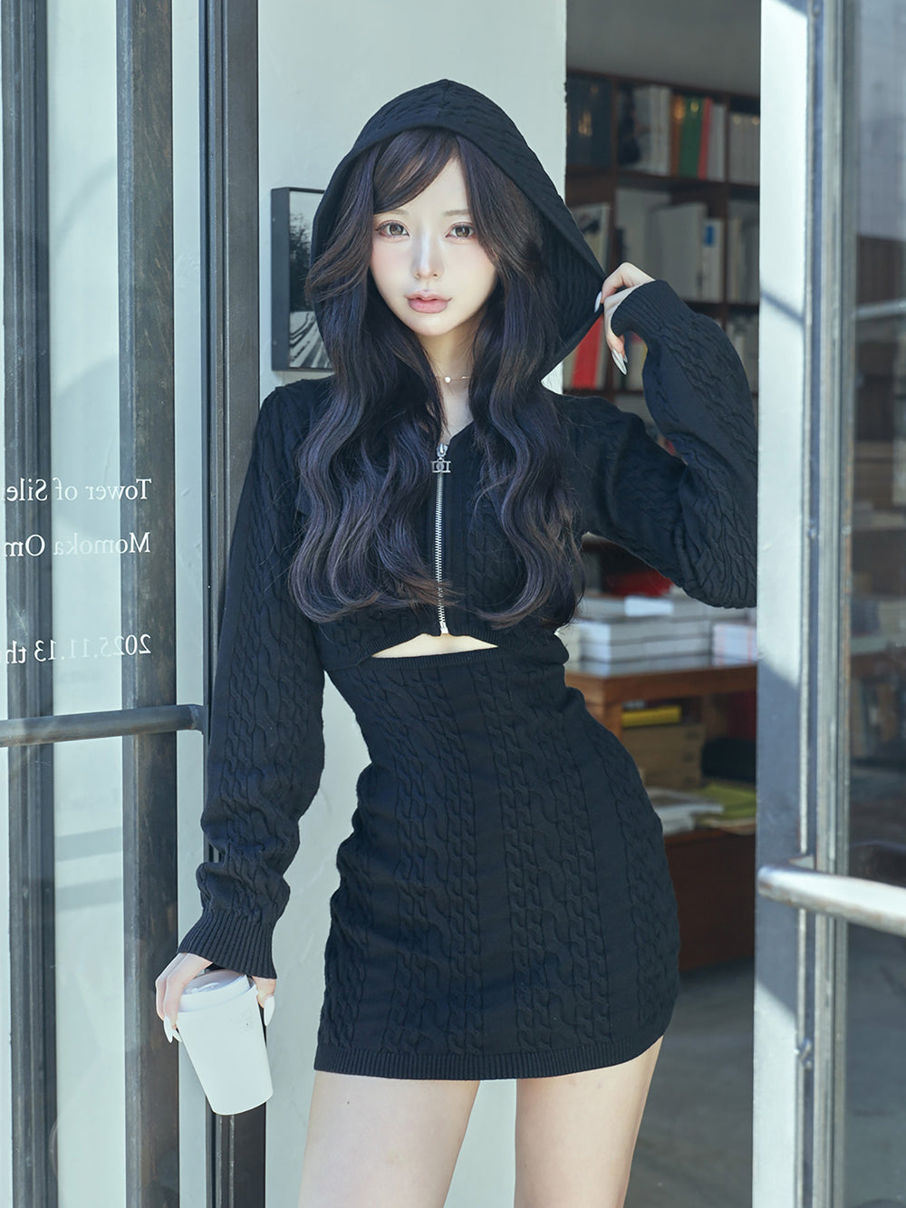 モデル：158cm（着用サイズ：FREE　着用カラー：BLK）