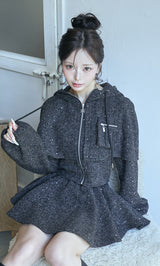 モデル：158cm（着用サイズ：FREE　着用カラー：BLK）