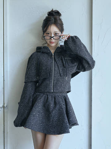 モデル：158cm（着用サイズ：FREE　着用カラー：BLK）