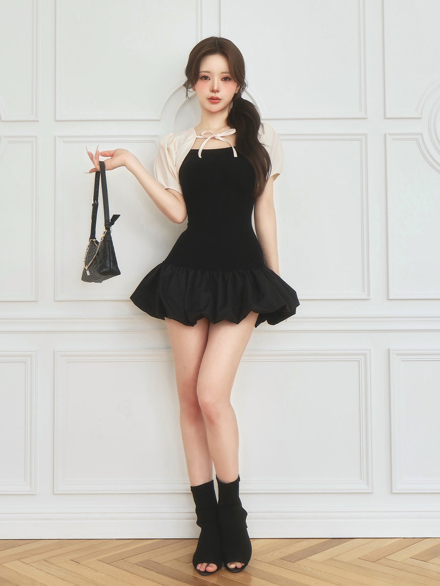 モデル：158cm（着用サイズ：FREE　着用カラー：BLK）