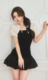 モデル：158cm（着用サイズ：FREE　着用カラー：BLK）