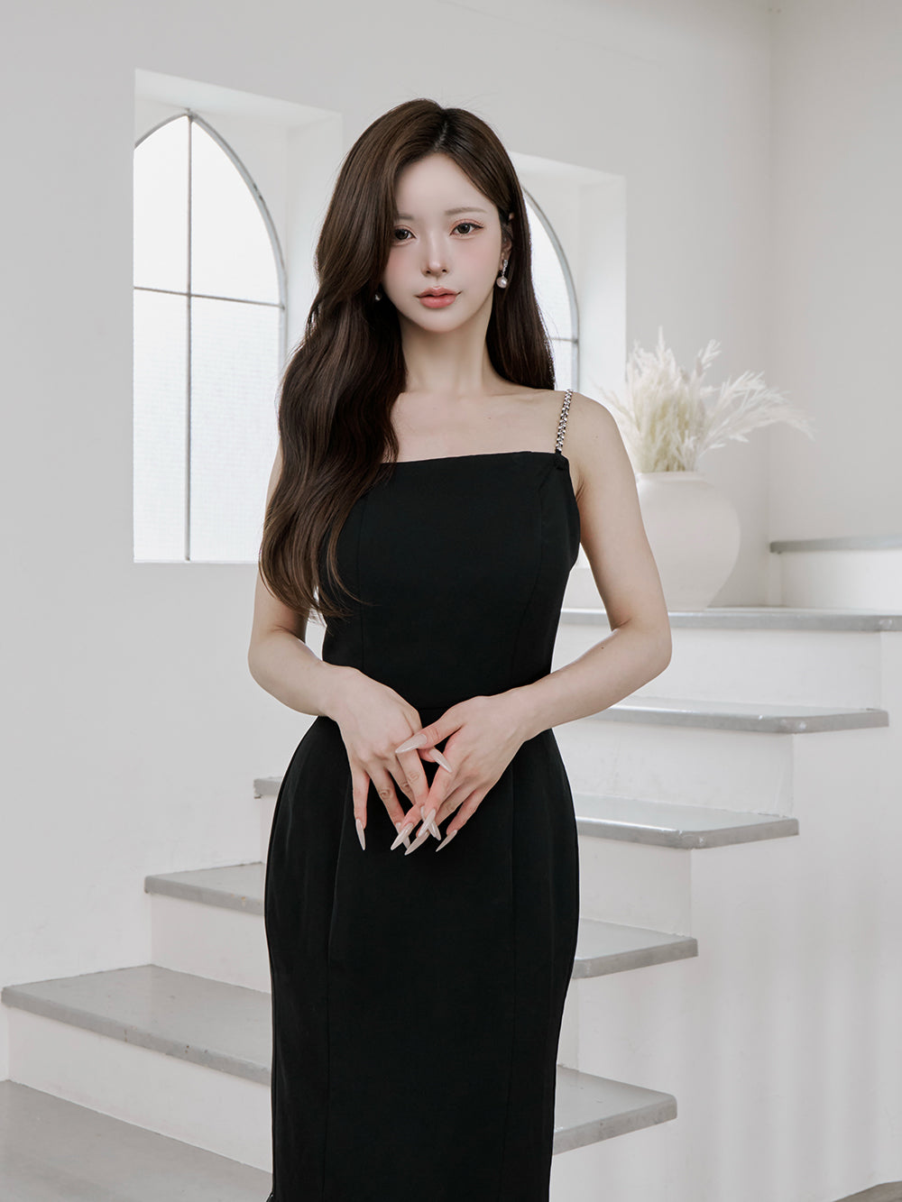 モデル：158cm（着用サイズ：FREE　着用カラー：BLK）
