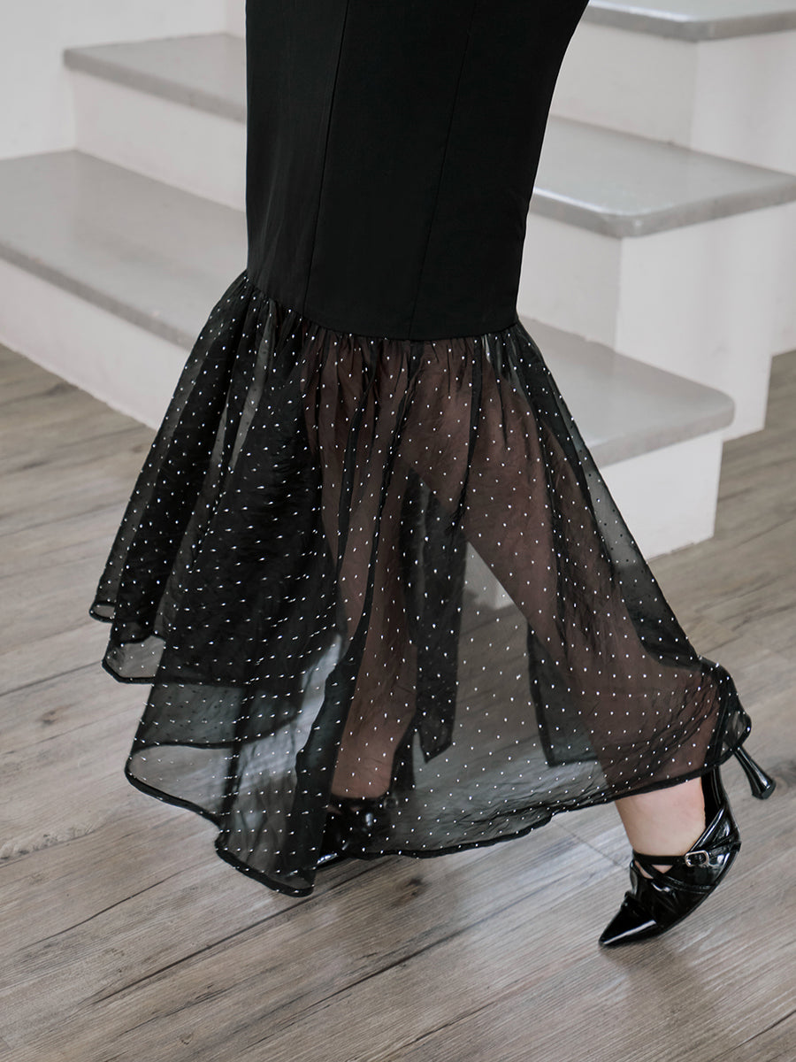 モデル：158cm（着用サイズ：FREE　着用カラー：BLK）