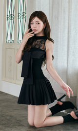 モデル：158cm（着用サイズ：FREE　着用カラー：BLK）