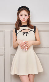 モデル：158cm（着用サイズ：FREE　着用カラー：IVO）