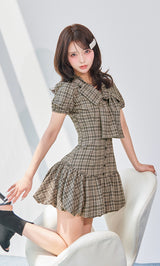 モデル：158cm（着用サイズ：FREE　着用カラー：BEG）