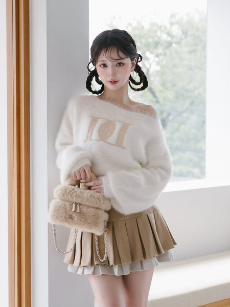 DD Logo One-Shoulder Knit Top