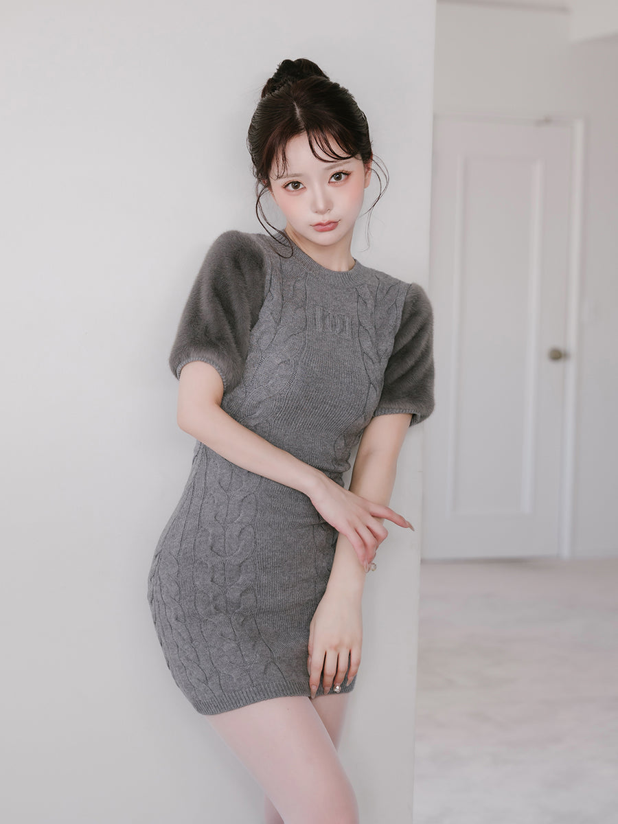 モデル：158cm（着用サイズ：FREE　着用カラー：GRY）
