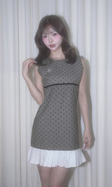 モデル：158cm（着用サイズ：FREE　着用カラー：GRY）
