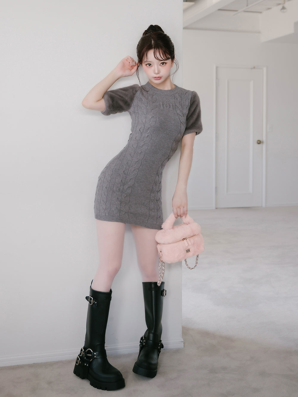 モデル：158cm（着用サイズ：FREE　着用カラー：GRY）