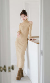 モデル：158cm（着用サイズ：FREE　着用カラー：BEG）