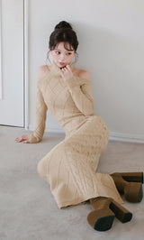 モデル：158cm（着用サイズ：FREE　着用カラー：BEG）