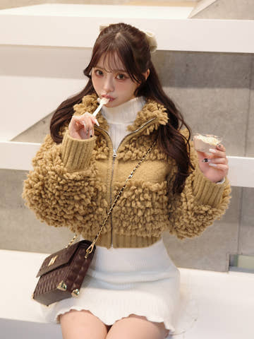 モデル：158cm（着用サイズ：FREE　着用カラー：BRN）