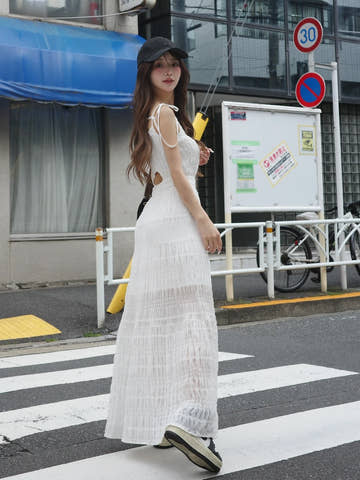 モデル：158cm（着用サイズ：FREE　着用カラー：WHT）
