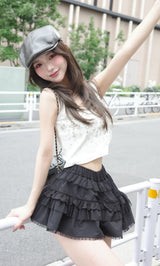 モデル：158cm（着用サイズ：FREE　着用カラー：BLK）
