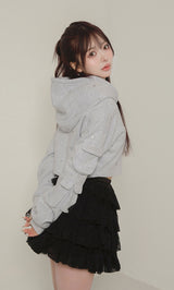 モデル：158cm（着用サイズ：FREE　着用カラー：BLK）