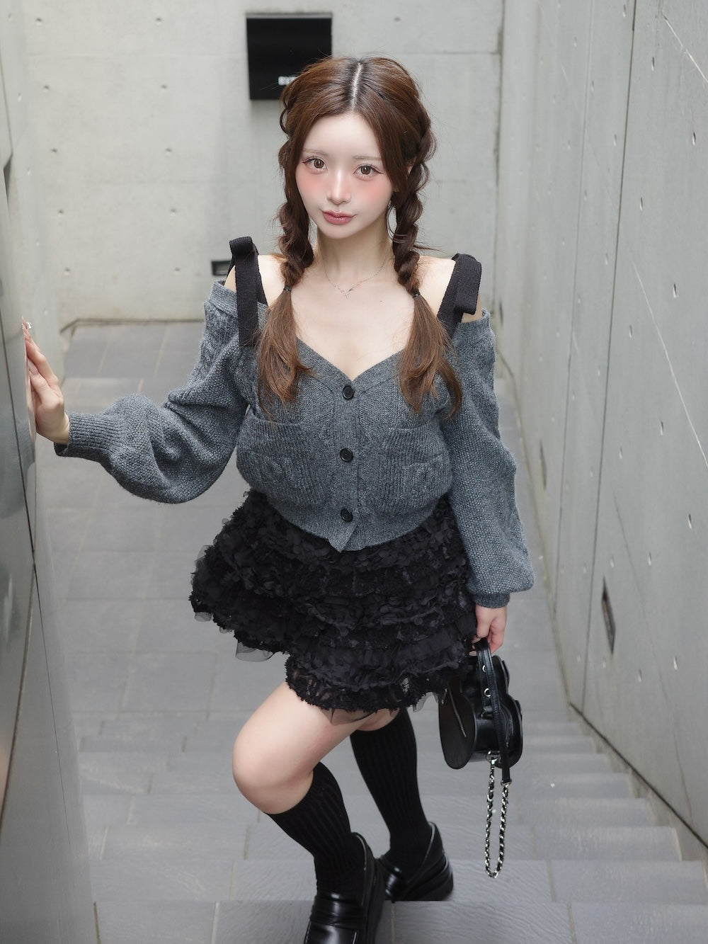 モデル：158cm（着用サイズ：FREE　着用カラー：GRY）