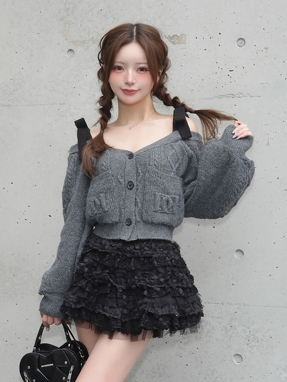 モデル：158cm（着用サイズ：FREE　着用カラー：GRY）