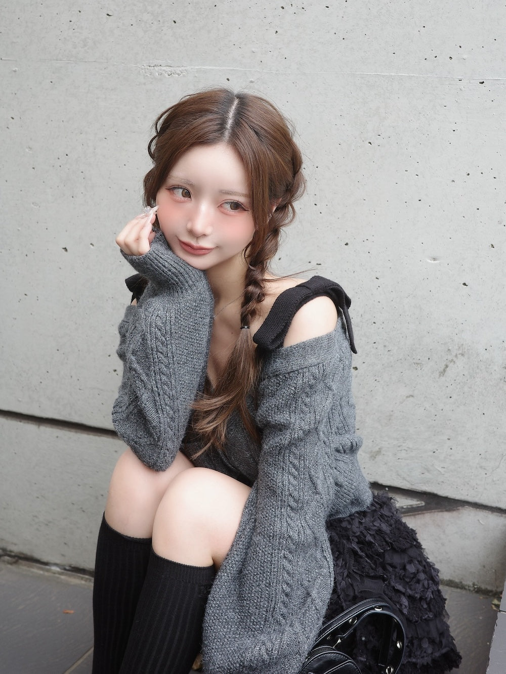 モデル：158cm（着用サイズ：FREE　着用カラー：GRY）