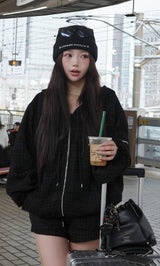 モデル：158cm（着用サイズ：FREE　着用カラー：BLK）